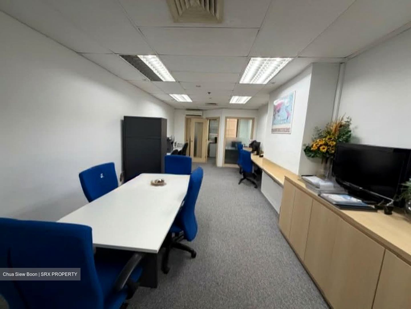 International Plaza (D2), Office #533362851